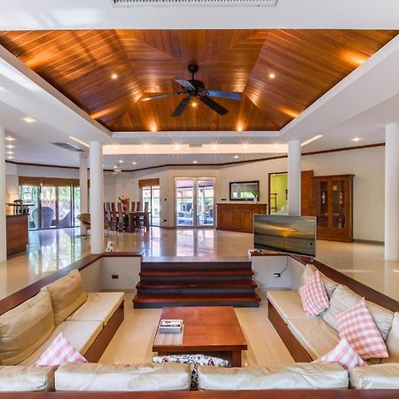 Amber Pool Villa Naiharn Rawai Esterno foto